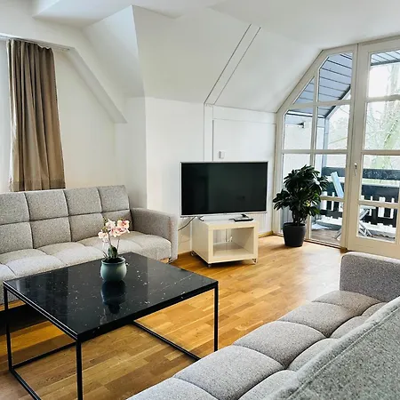 Tannen Apartment- 5 Personen- Balkon- Waschmaschine- Parkplatz Apartman Wolfsburg