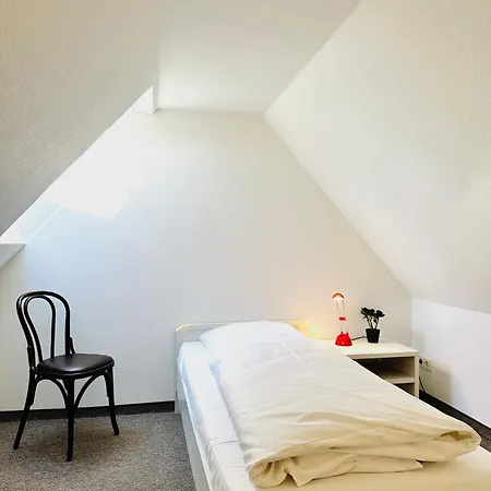Tannen Apartment- 5 Personen- Balkon- Waschmaschine- Parkplatz Wolfsburg